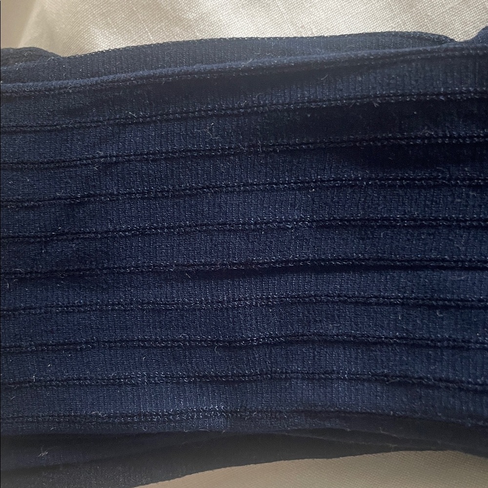 Phantom Silks Navy Blue Textured Fall Winter Layering Tights 95-130 Lbs NWOT